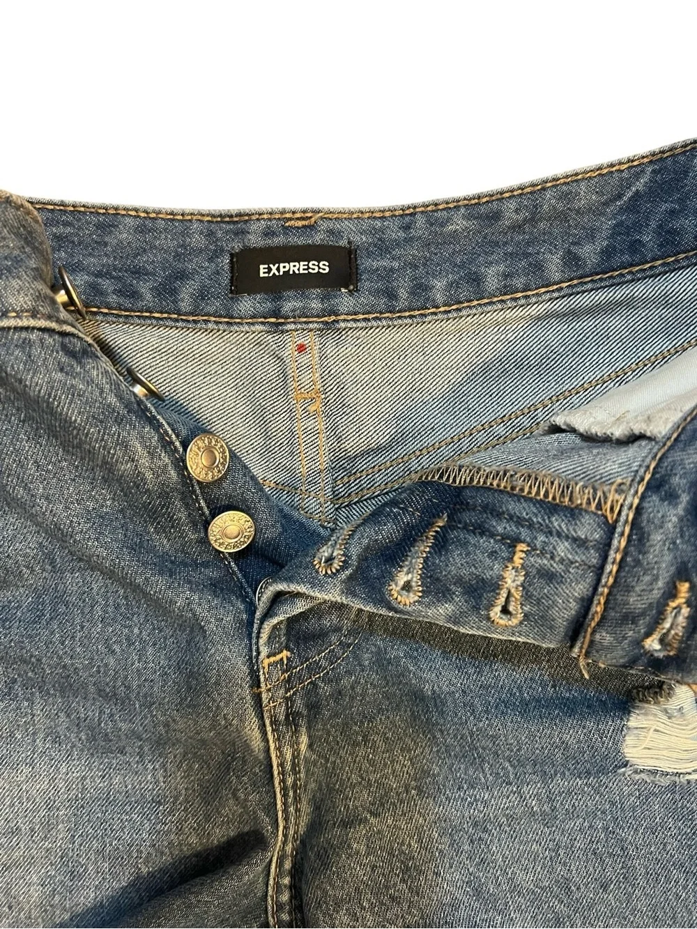 EXPRESS Boyfriend Midi Button Fly CutOff Distressed Jean Shorts 6